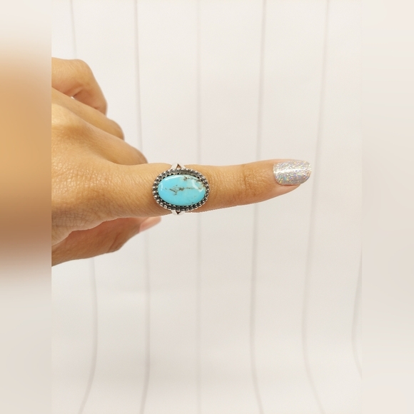 Handcrafted Turquoise Ring Sz 7 - Picture 5 of 10